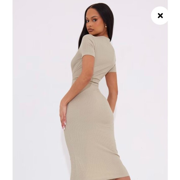 EUC PrettyLittleThing Cream Jersey Ribbed Short Sleeve Midi Dress - Picture 2 of 8